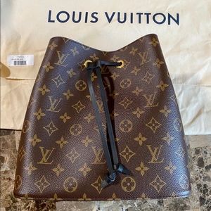 Brand New Louis Vuitton Neonoe Handbag